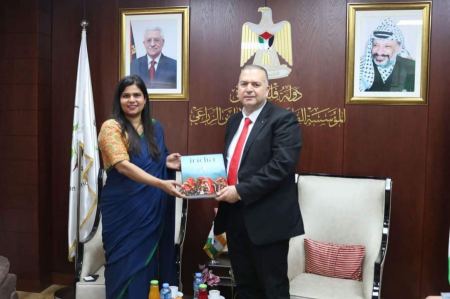 المؤسسة الفلسطينية تستقبل سفيرة جمهورية الهند لدى دولة فلسطين لبحث سبل التعاون المشترك